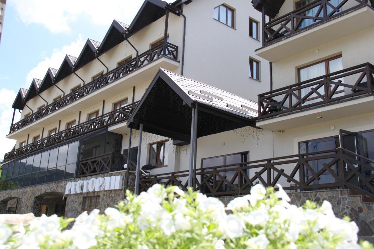 Hotel Zaporizʹka Sich Bukoveľ Exteriér fotografie