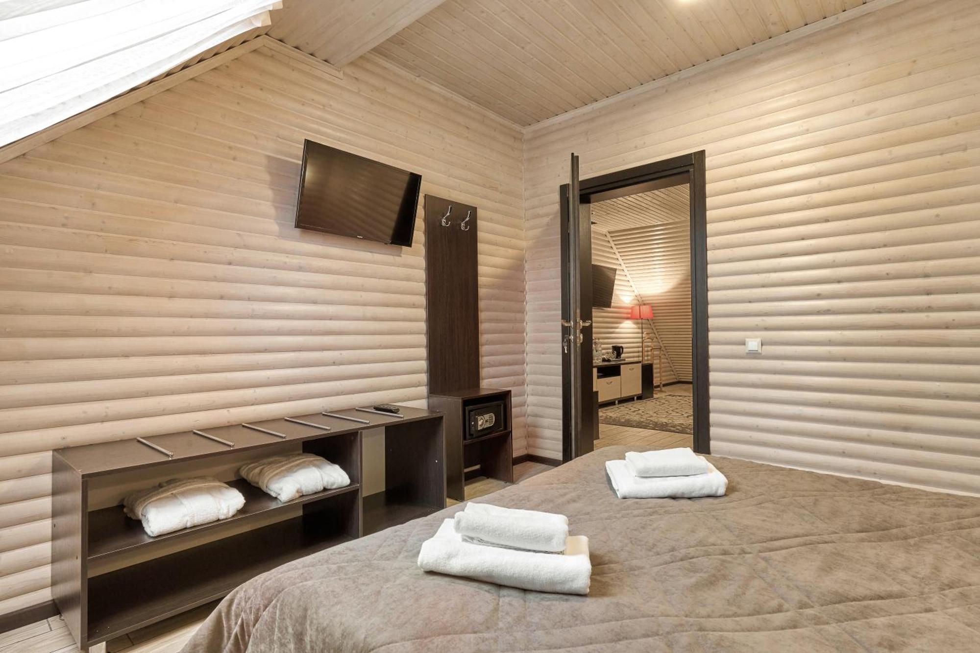 Hotel Zaporizʹka Sich Bukoveľ Exteriér fotografie